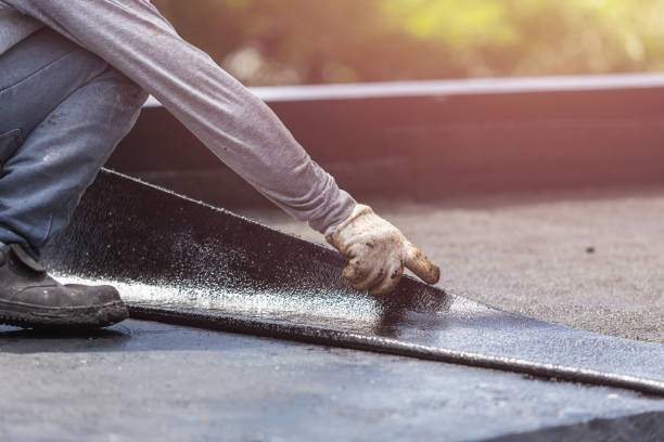 Professional Vapor Barrier Installation technician working in San Pierre, IN